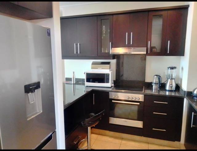 2 BEDROOM APARTMENT TO LET IN POINT WATERFRONT